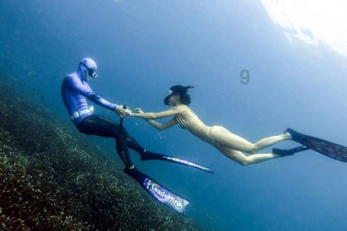 女生说自己晕嘴贱应该怎么回复？游戏画面